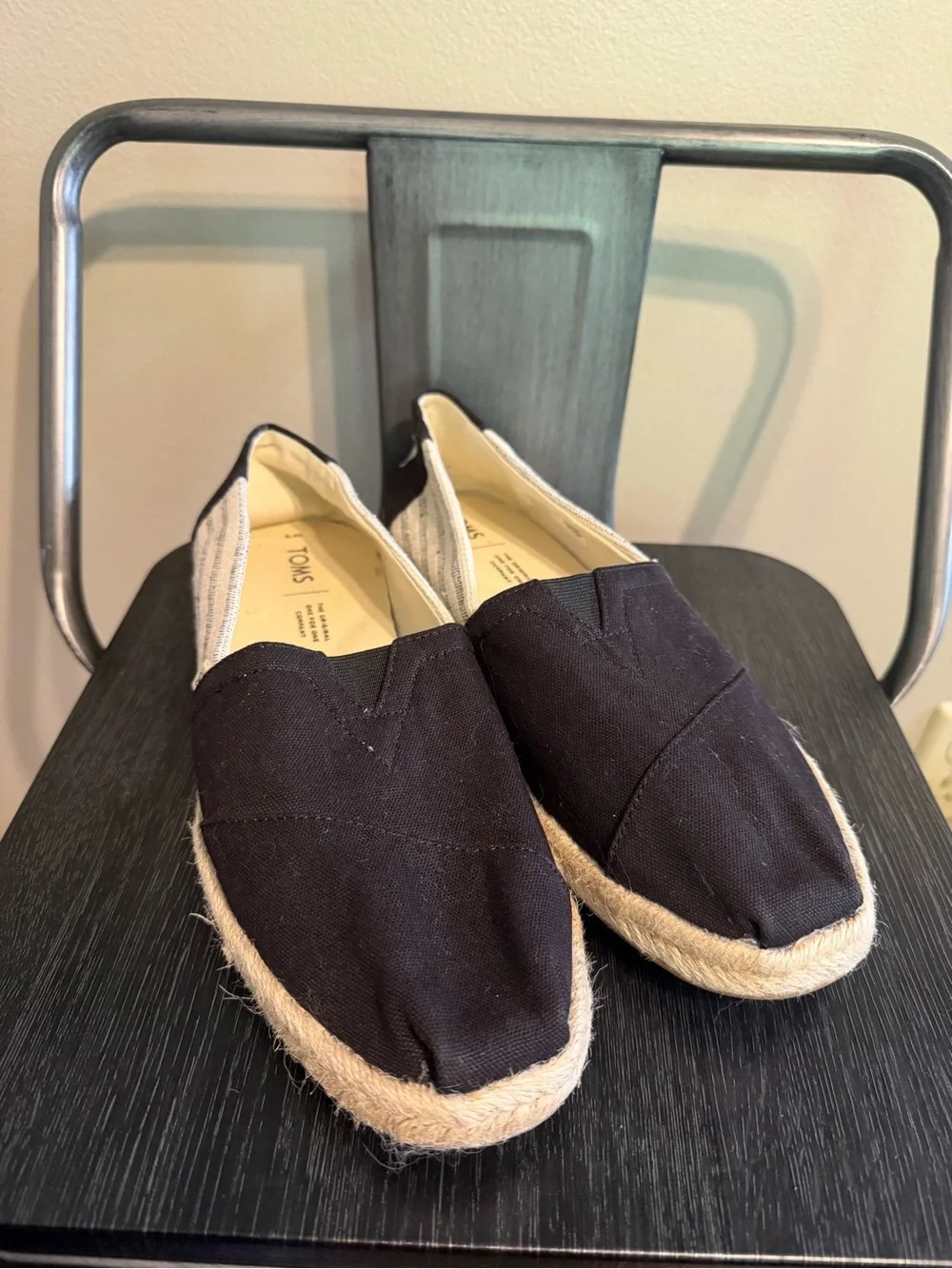 TOMS Alpargata Black Canvas Espadrille Slip-On Flats Women's Size 9